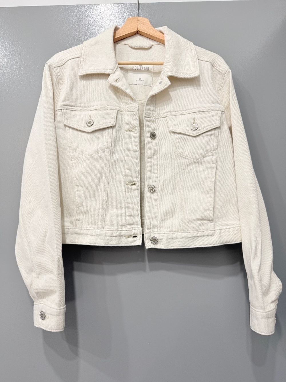Hollister Cream Denim Jacket | Size Medium